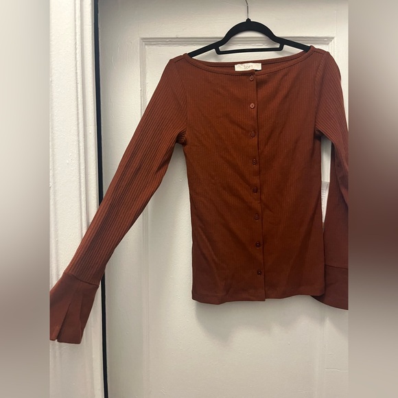 LOFT Ribbed Boatneck Button Top - Picture 4 of 7